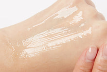 Load image into Gallery viewer, Innisfree Jeju Cherry Blossom Jelly Cream 50ml