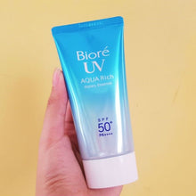 Load image into Gallery viewer, Biore UV Aqua Rich Watery Essence Sunscreen SPF 50+ PA++++ 50ml
