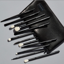 Load image into Gallery viewer, Morphe Eye Obsessed Brush Collection with Zipper Bag
