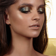 Load image into Gallery viewer, Natasha Denona Gold Palette
