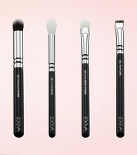 Load image into Gallery viewer, ZOEVA Voyager Face and Eye Travel Brush Set
